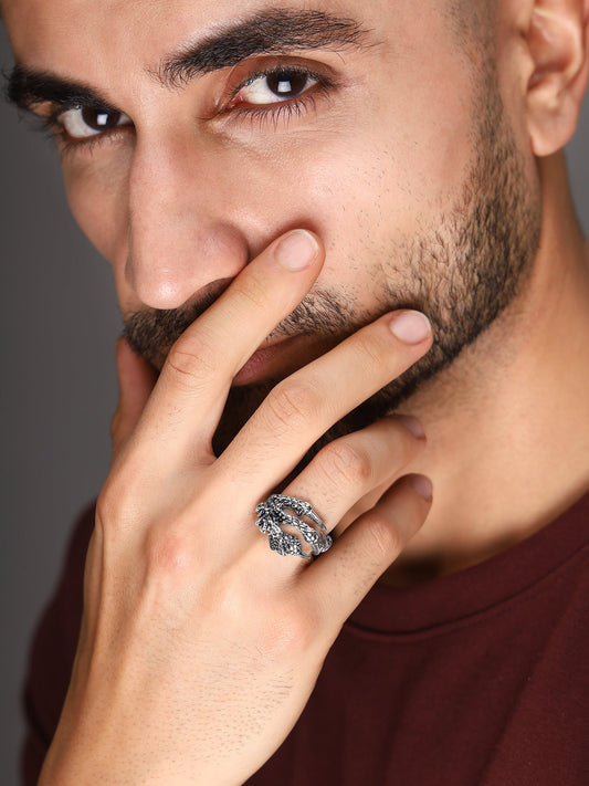 Bold by Priyaasi Bold by Priyaasi Eagle Majesty Silver Talon Ring for Men