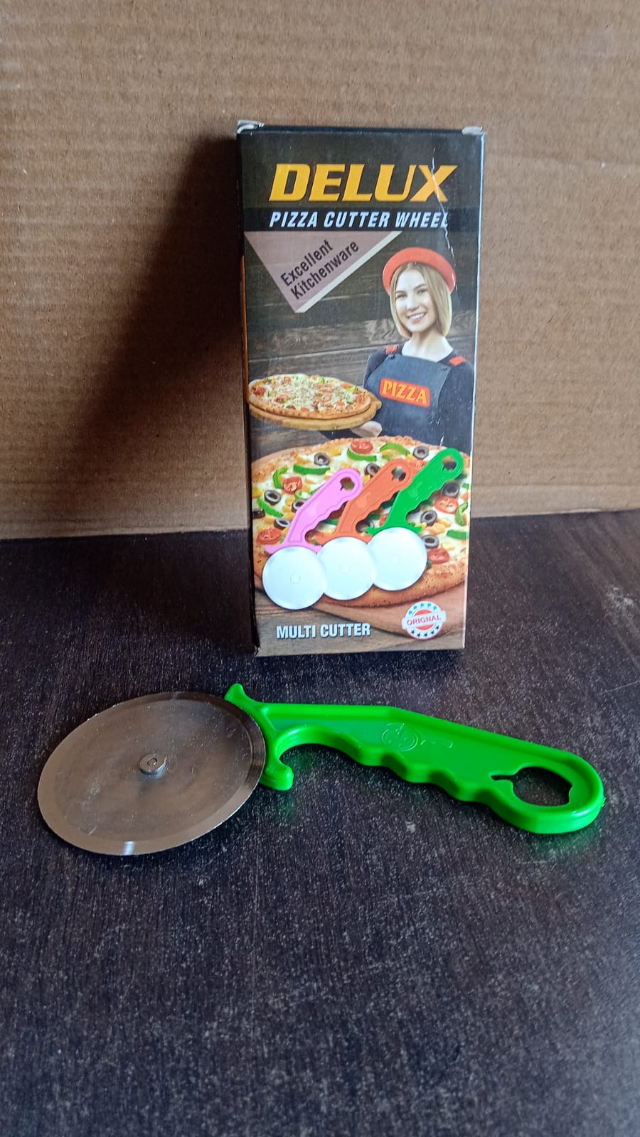Stainless Steel Pizza Cutter / Pastry Cutter / Sandwiches Cutter